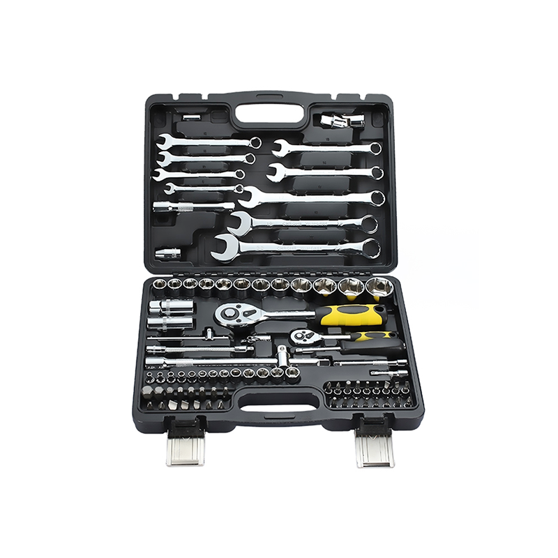 82 outils pour la maison de service automobile